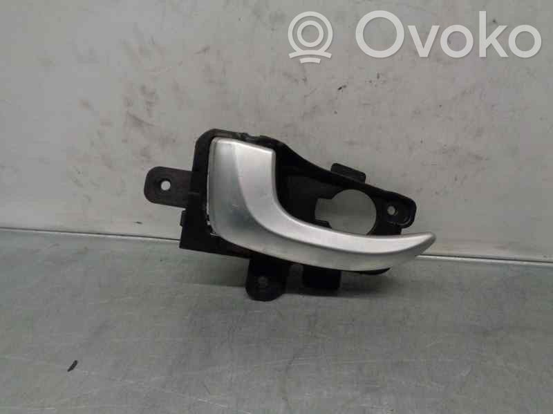 Hyundai i30 Manecilla interna puerta delantera 