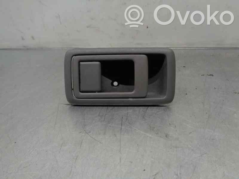 Toyota Yaris Klamka wewnętrzna drzwi tylnych 