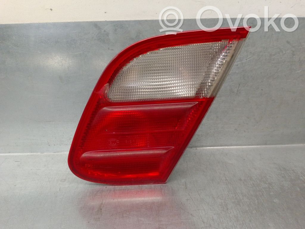 Mercedes-Benz CLK AMG A208 C208 Lampa tylna