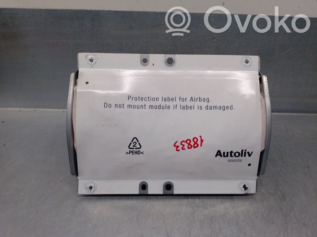 Volvo XC90 Sivuturvatyyny 