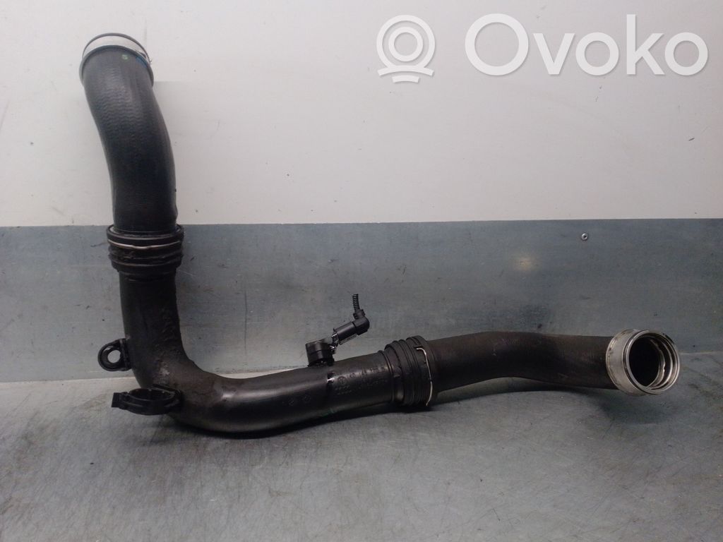 Volkswagen Touran I Ilmastointilaitteen putki (A/C) 