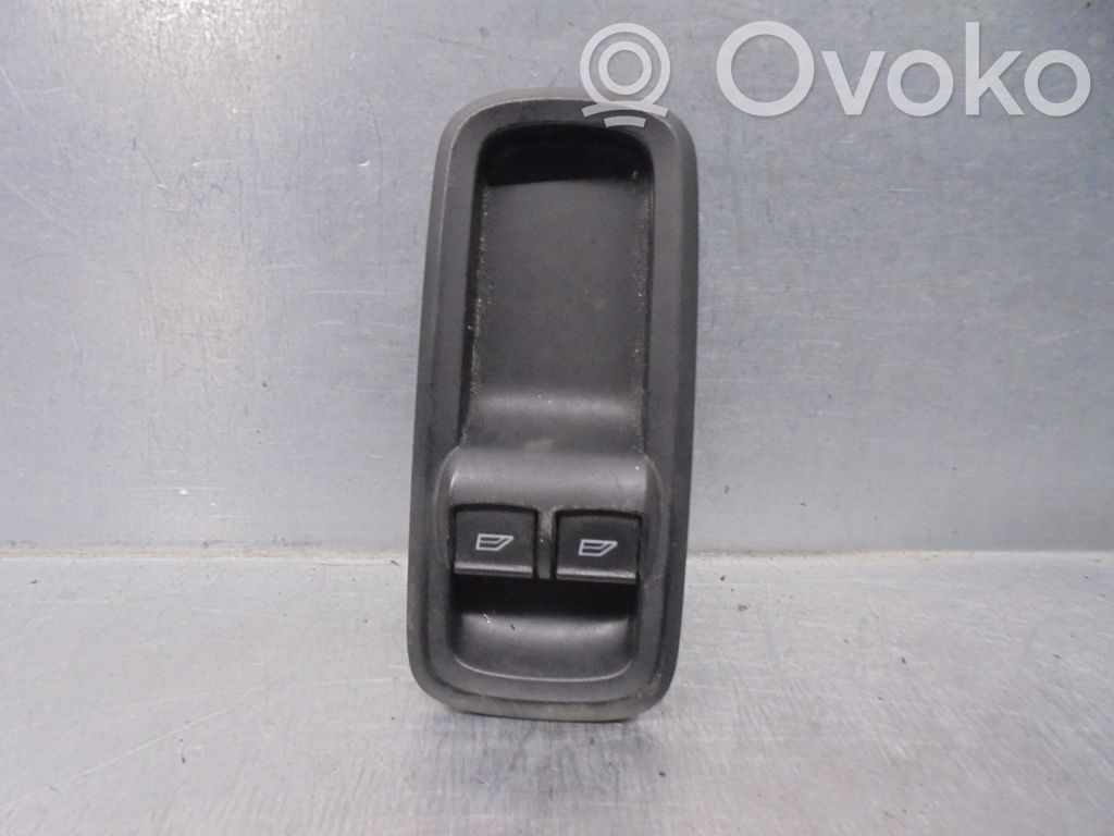 Ford Fiesta Interruptor del elevalunas eléctrico 