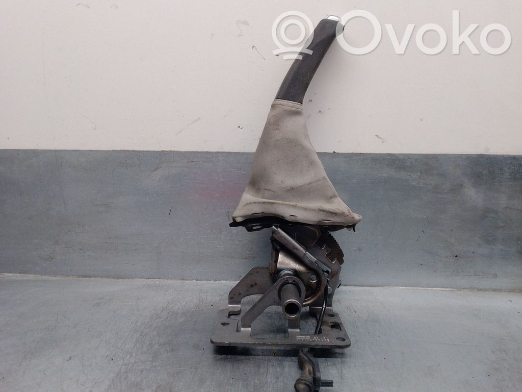 Volvo S40 Rankinio atleidimo rankenėlė 