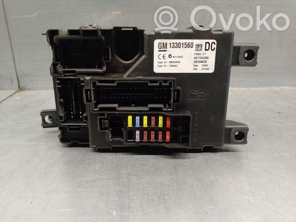 Opel Corsa D Boîte à fusibles 
