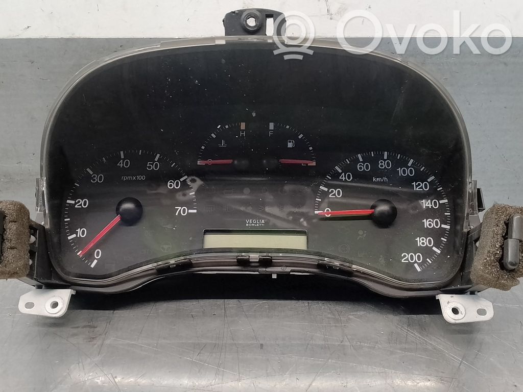 Fiat Punto Evo Nopeusmittari (mittaristo) 