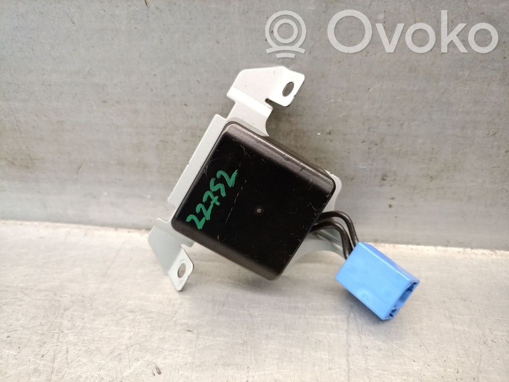 Mazda 3 Radio antenna 