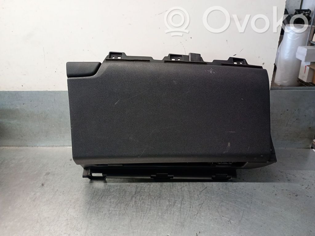 KIA Niro Handschuhfach