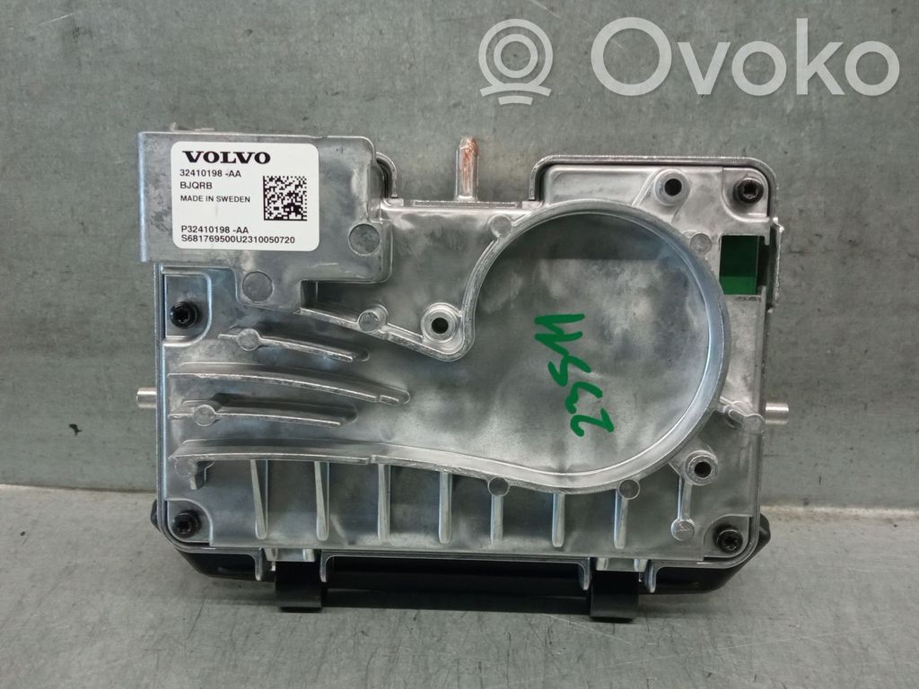 Volvo XC40 Sonstige Steuergeräte / Module 
