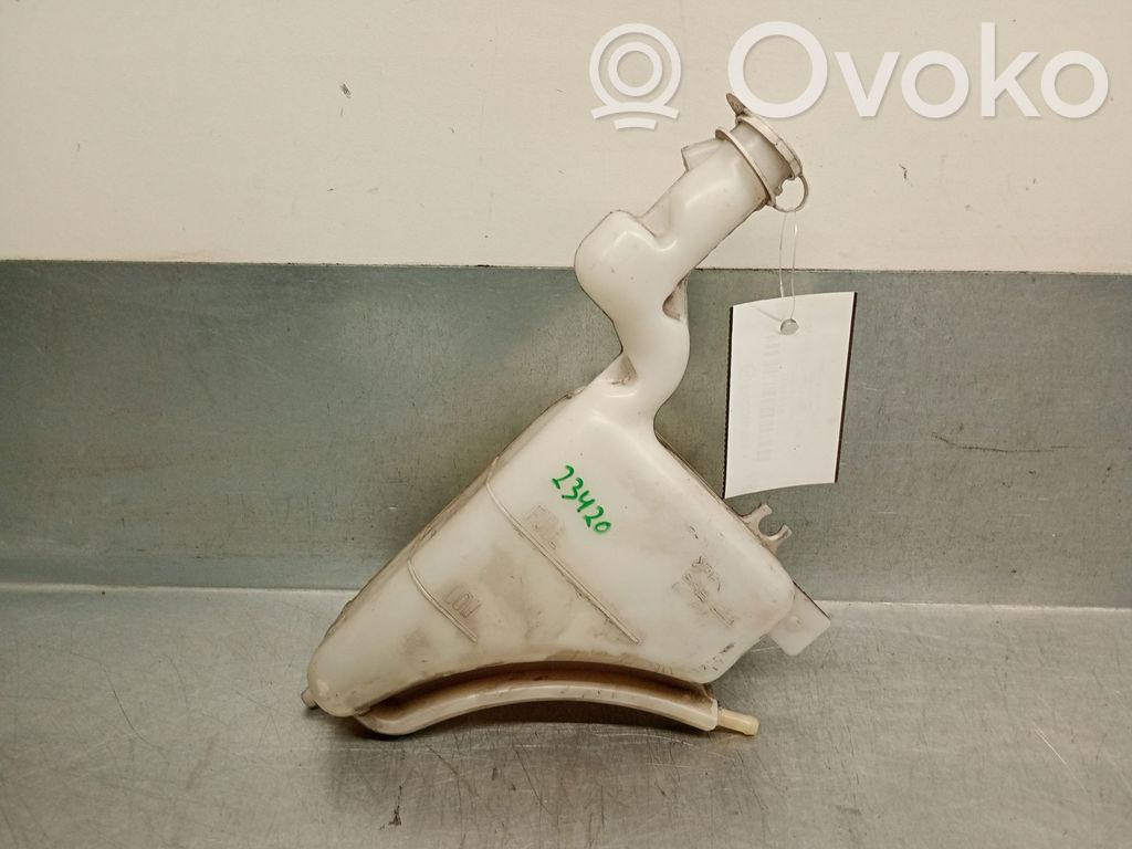 Mitsubishi Outlander Vaso di espansione carburante 