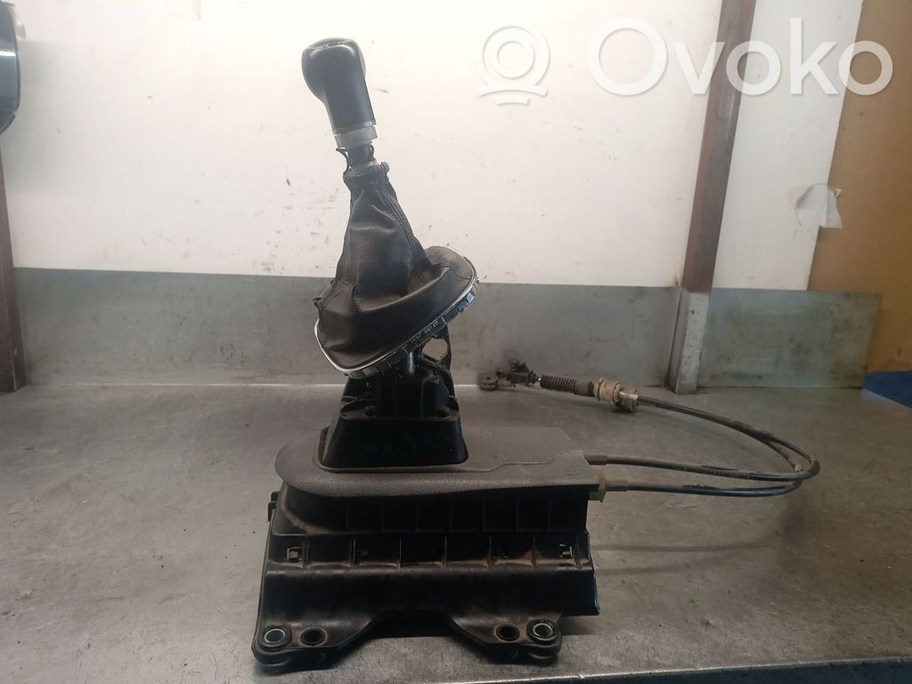 Opel Corsa D Vaihdetanko 