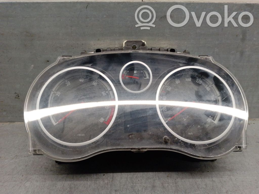 Opel Corsa D Nopeusmittari (mittaristo) 