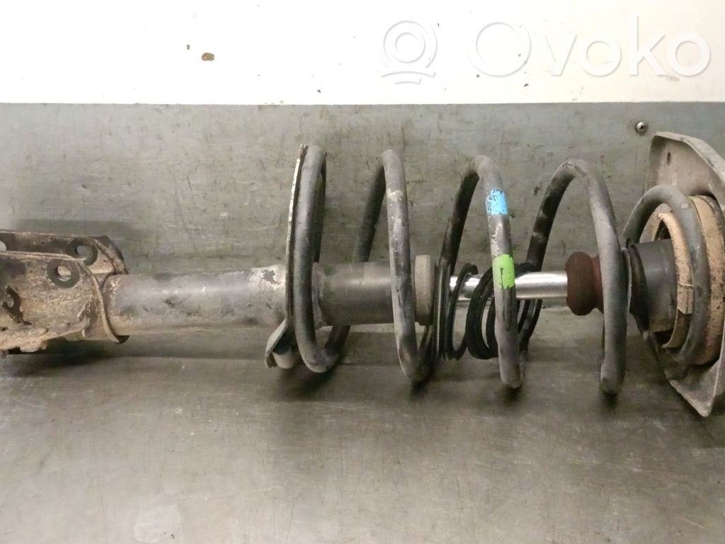 Peugeot 806 Front shock absorber with coil spring