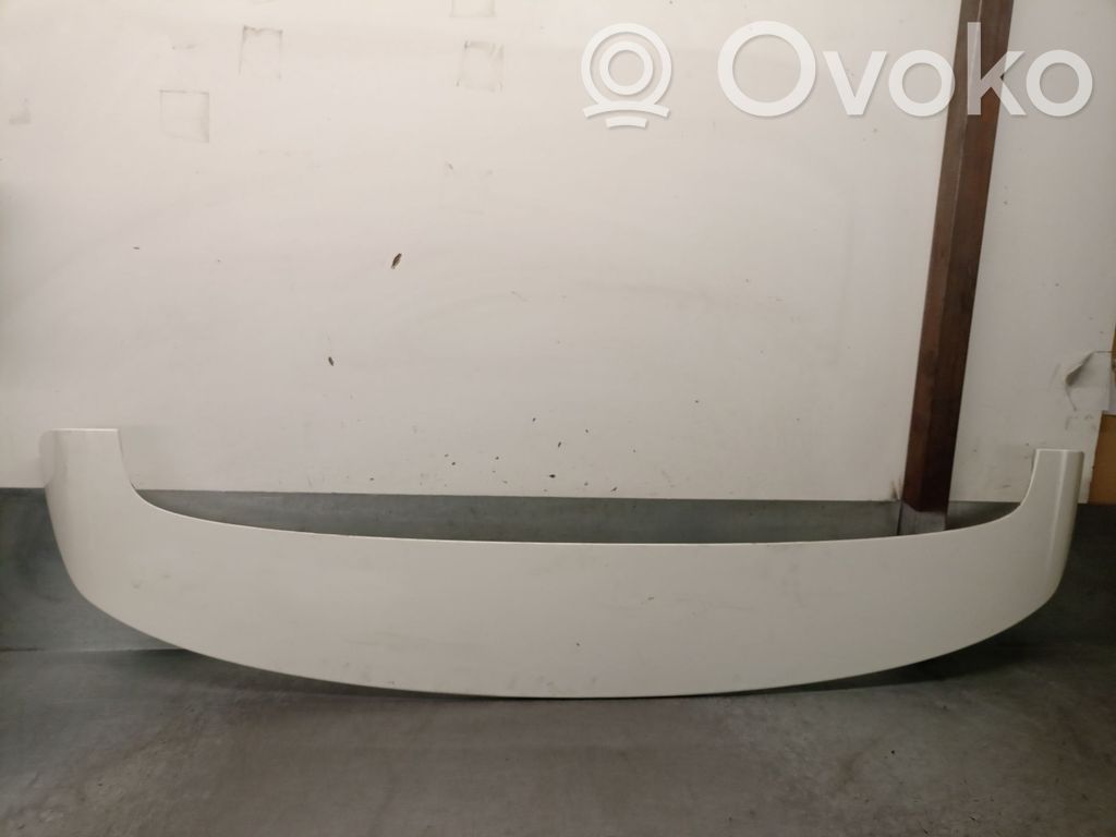 KIA Carens III Spojler klapy tylnej / bagażnika 