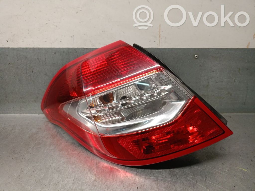 Citroen C4 Aircross Luci posteriori