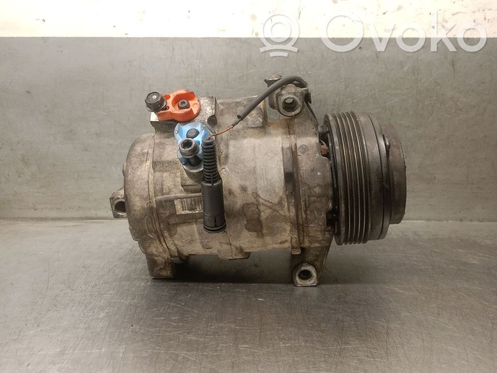 BMW X5 E53 Ilmastointilaitteen kompressorin pumppu (A/C) 