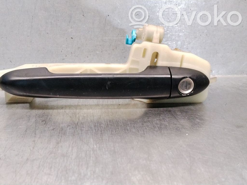 KIA Rio Manecilla externa puerta delantera 