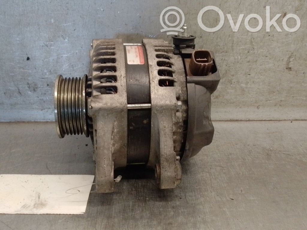 Toyota Corolla Verso AR10 Lichtmaschine