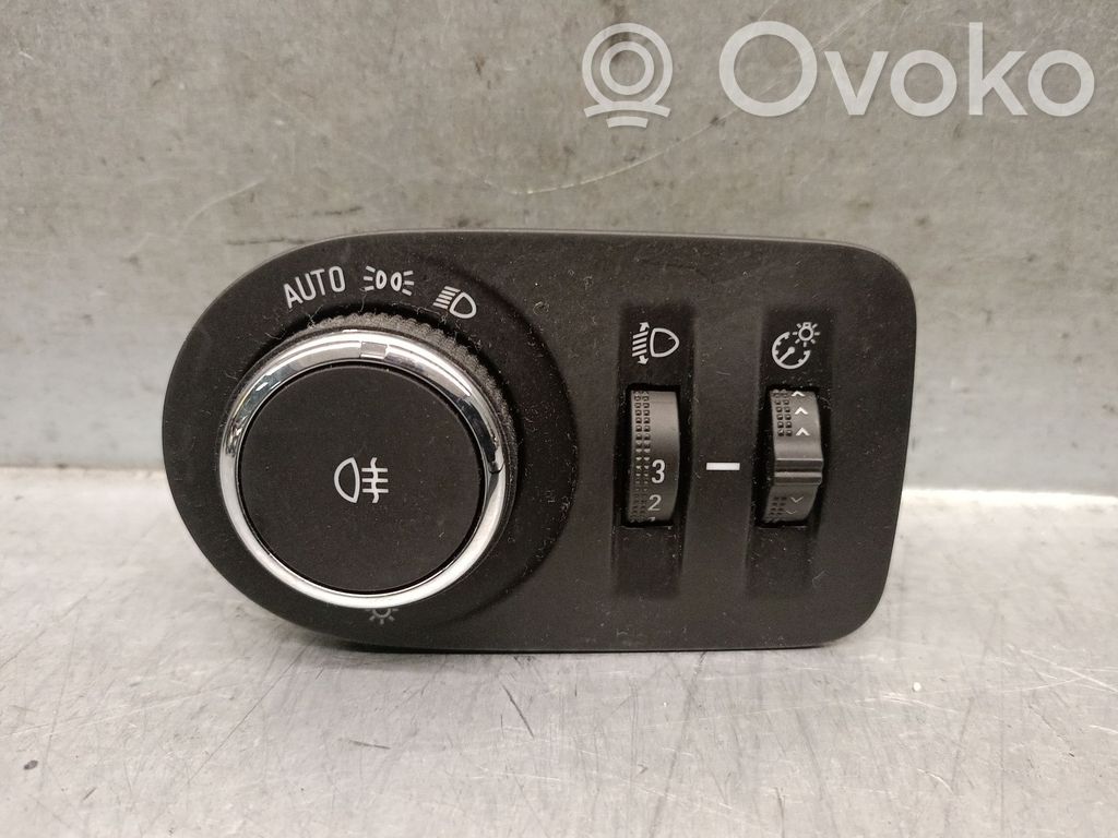 Opel Grandland X Panel lighting control switch