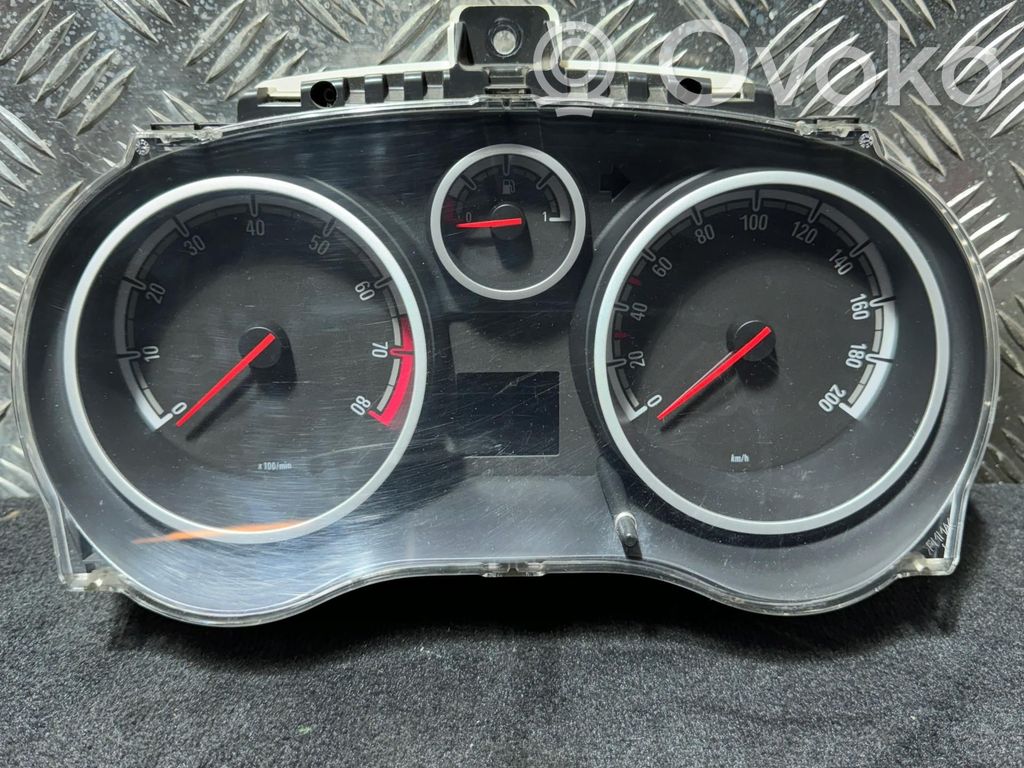 Opel Corsa D Vitezometru (grup de instrumente) 