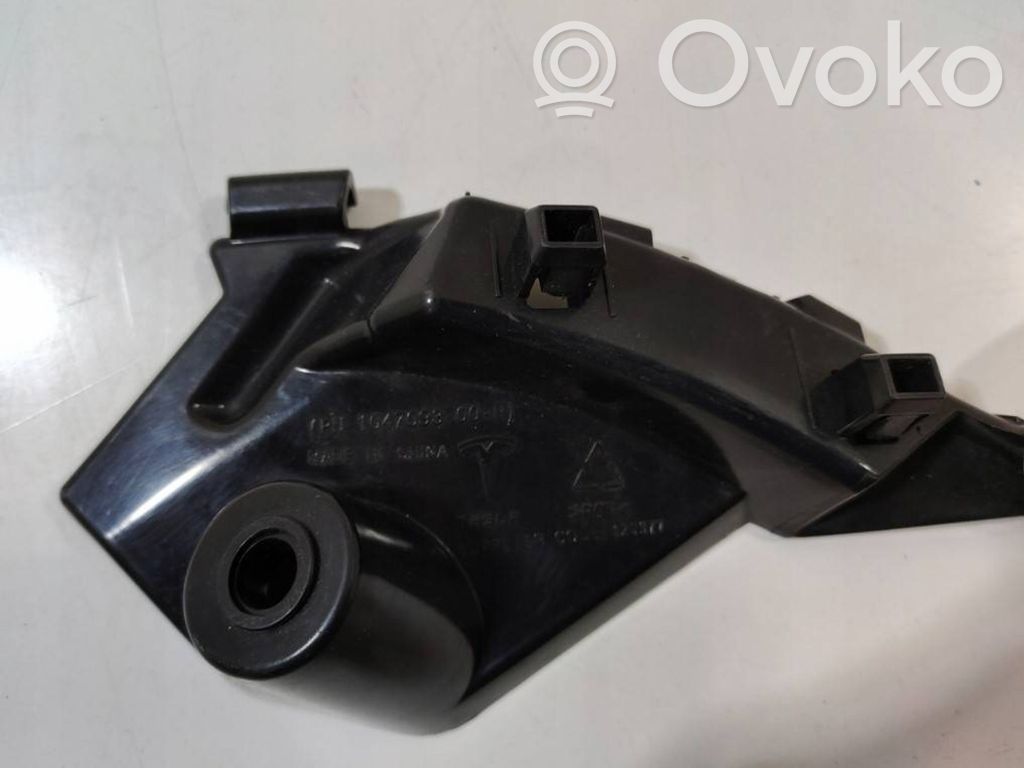 Tesla Model S Front bumper mounting bracket 