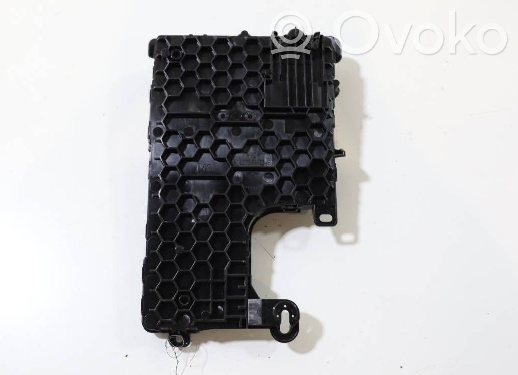 Tesla Model 3 Komforto modulis 