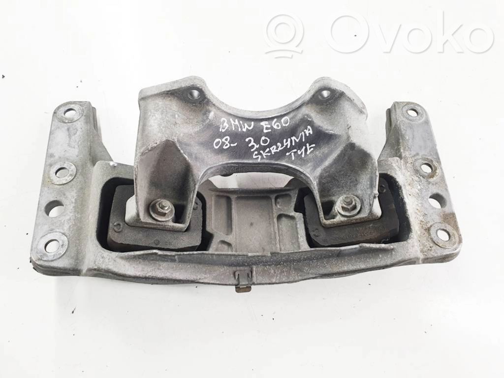 BMW 5 E60 E61 Gearbox mounting bracket 