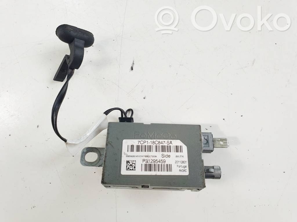 Volvo V70 Antenos stiprintuvas 