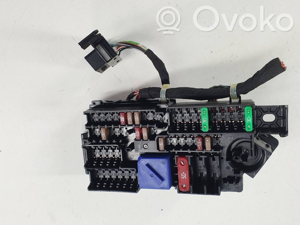 Mini F66 Relé de control de corriente 