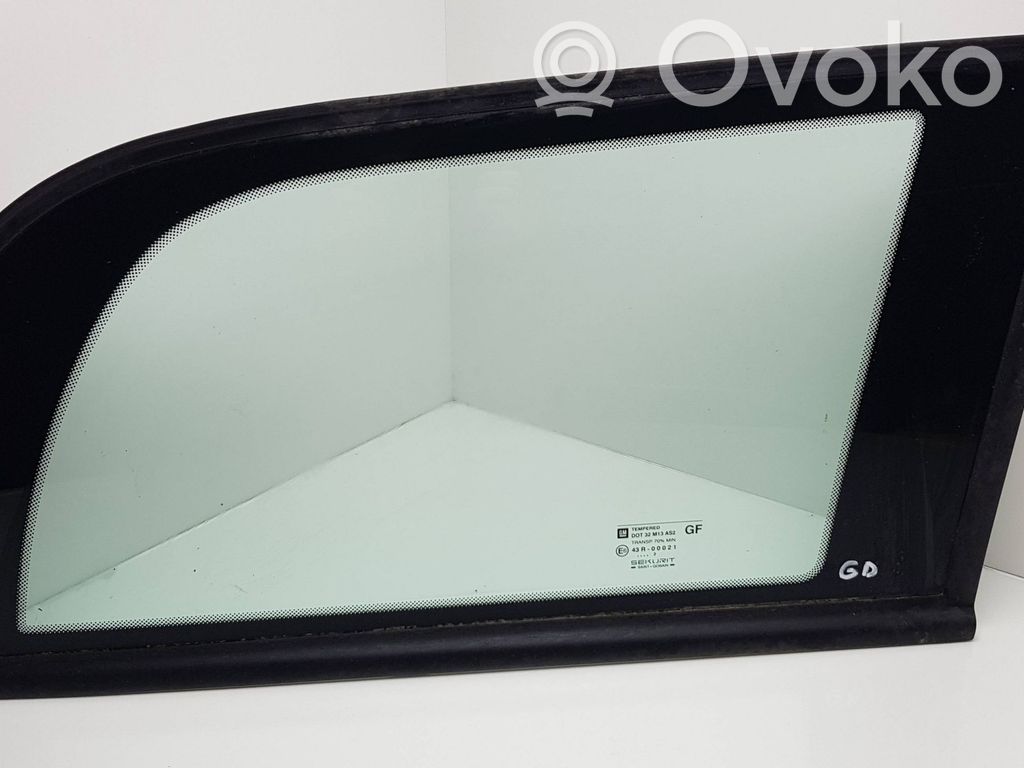 Opel Astra G Szyba karoseryjna tylna 