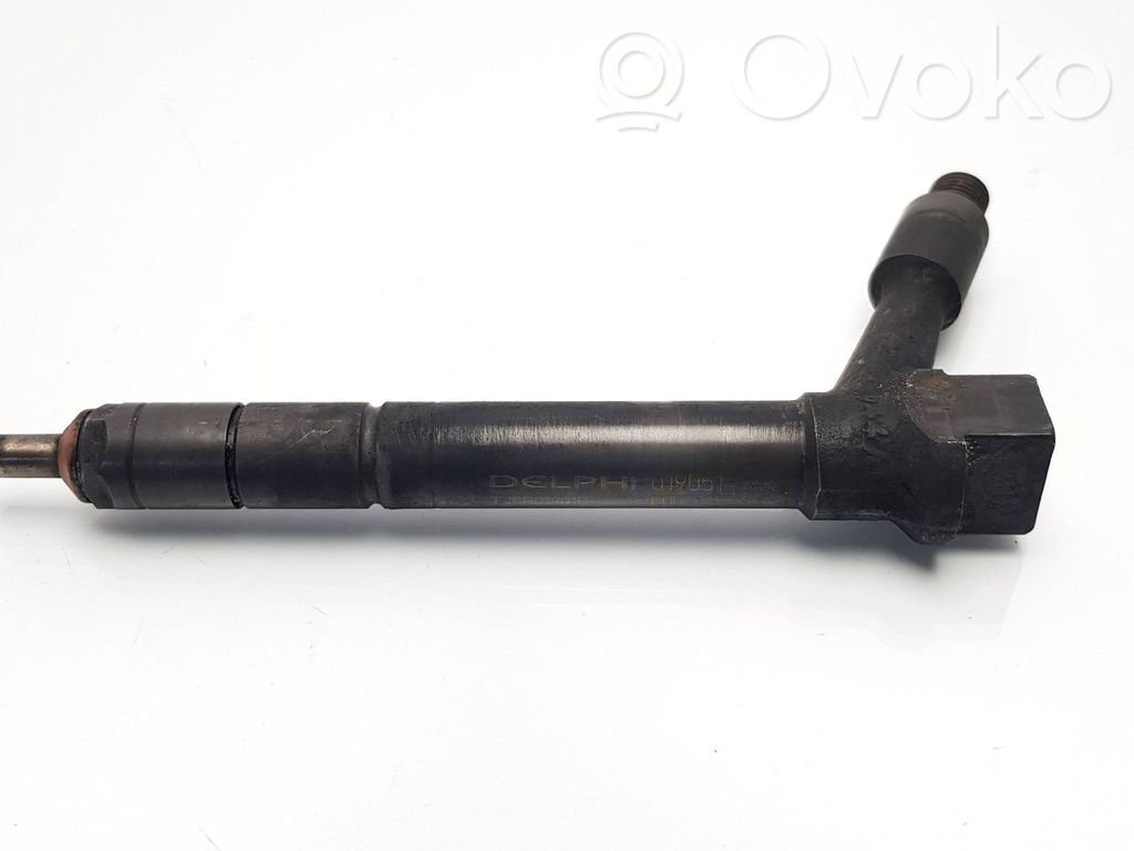 Opel Corsa C Fuel injector 