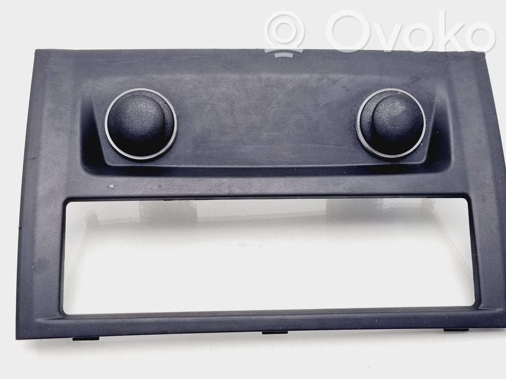 BMW 5 GT F07 Kita centrinė konsolės (tunelio) detalė 