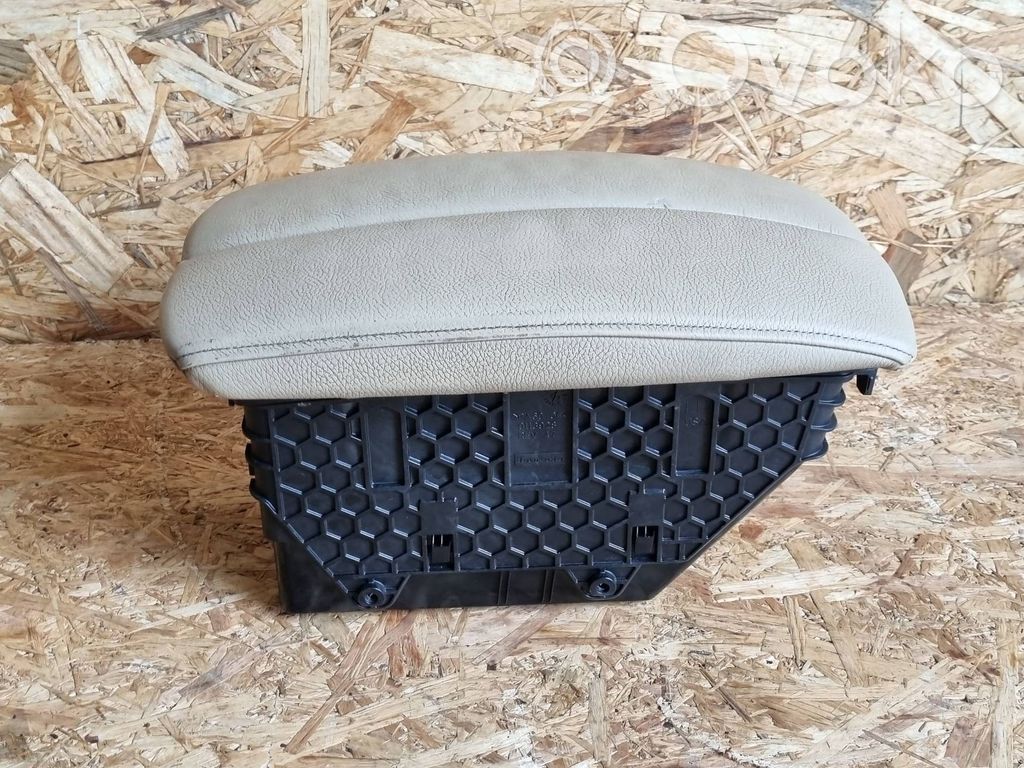 BMW X5 E70 Glove box central console 