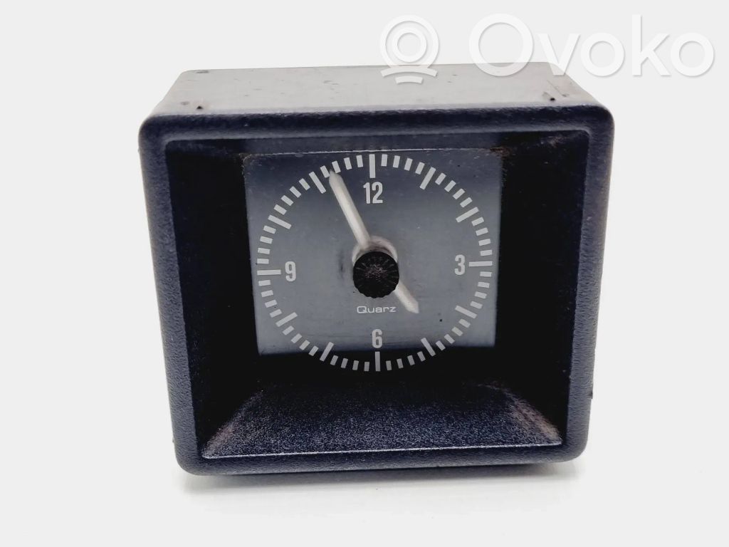Opel Kadett E Clock 
