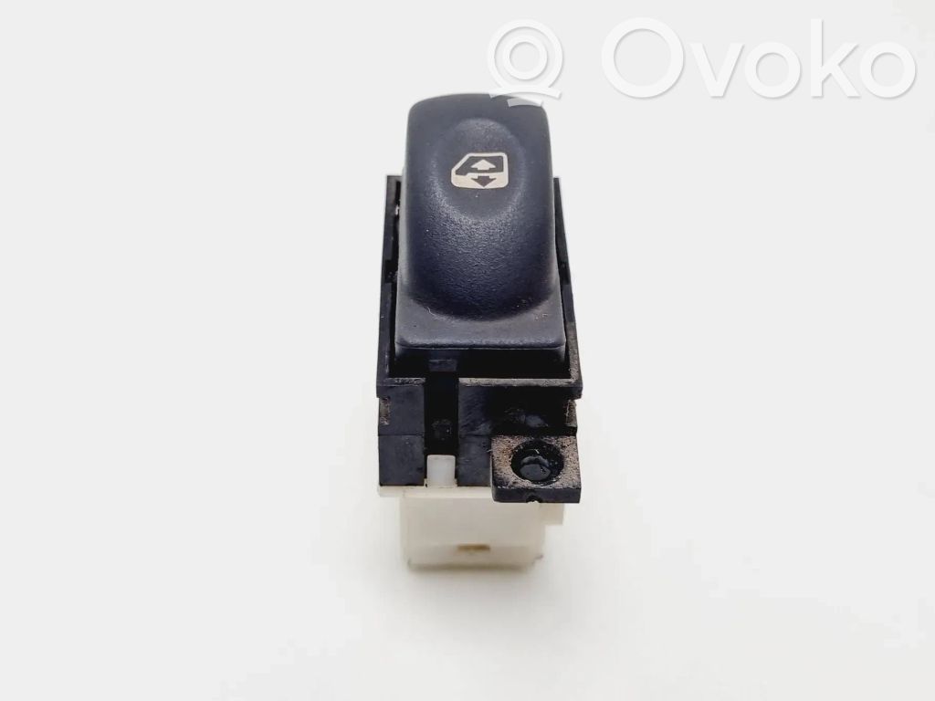Renault Laguna I Electric window control switch 