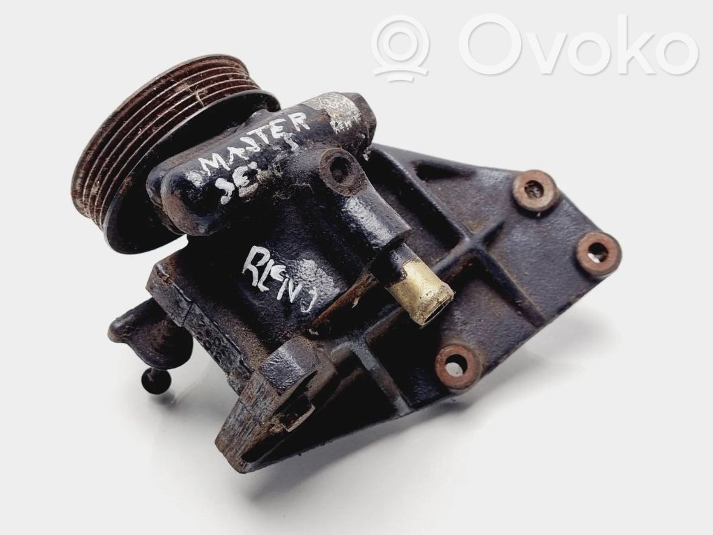 Renault Master II Ohjaustehostimen pumppu 