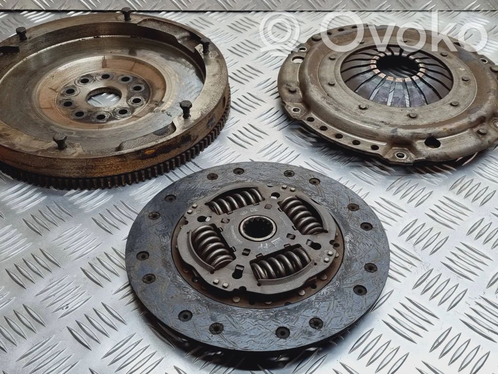 Opel Astra G Sankabos komplektas 