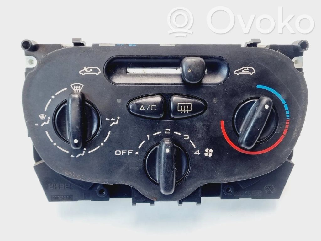 Peugeot 206 Climate control unit 