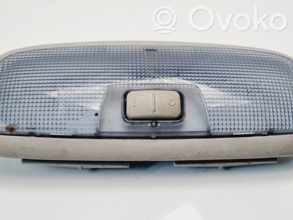 Ford Focus Luz del asiento trasero 