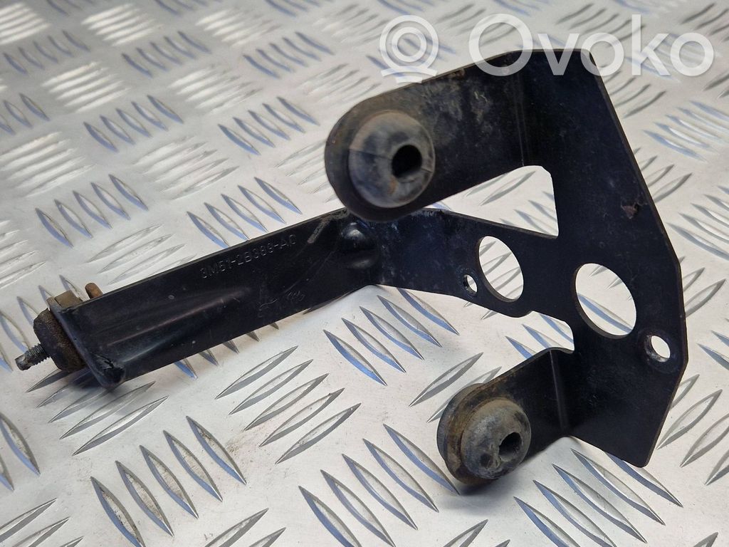 Ford Focus ABS pump bracket 