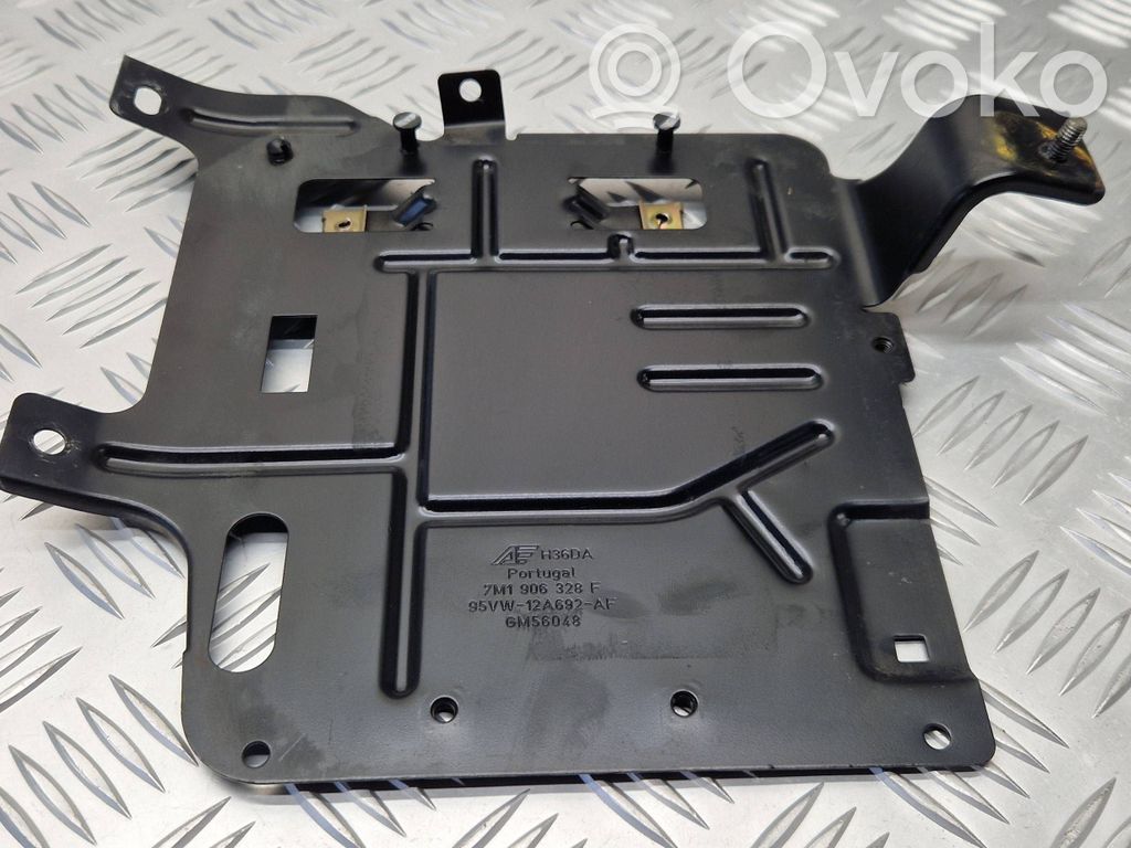 Seat Alhambra (Mk1) Engine control unit holder 