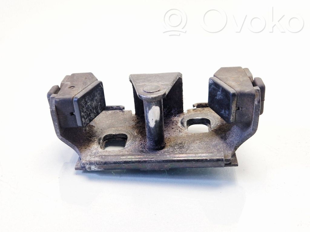Volvo S80 Trunk lock loop 