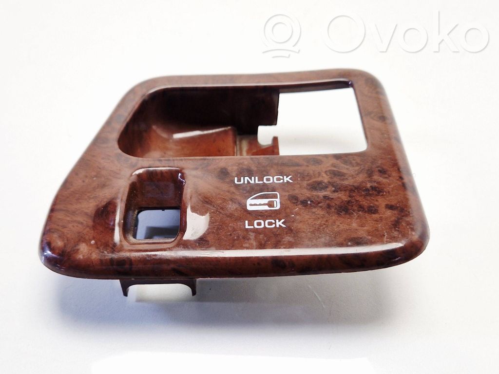Chrysler Voyager Front door window switch trim 