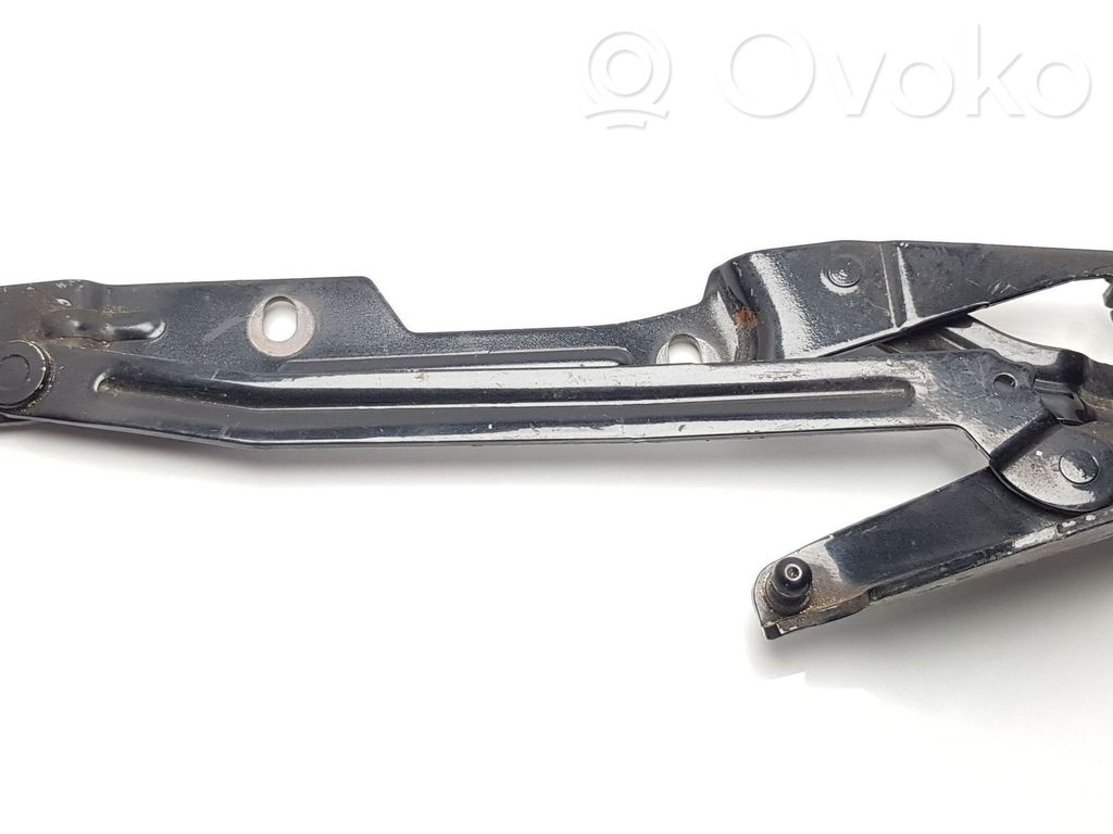Tailgate/trunk/boot hinge   4A5827499,4A5827499A
