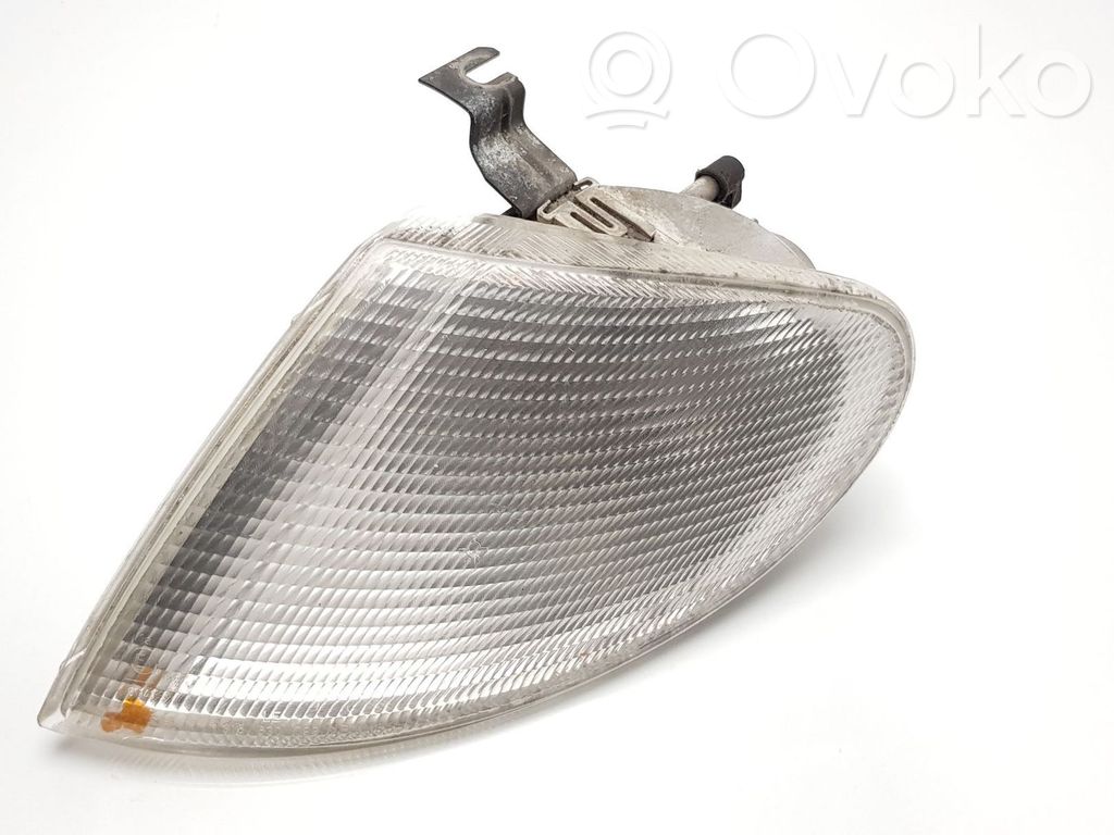 Front indicator light   7M0953041H