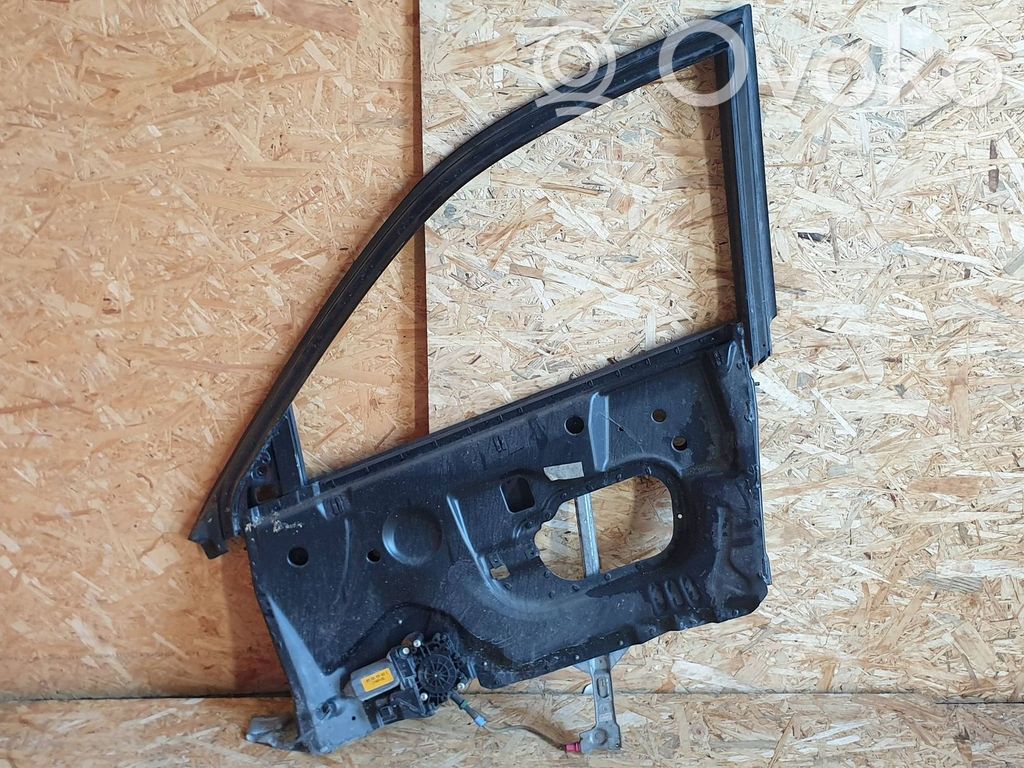 Audi A8 S8 D2 4D Front door window/glass frame 