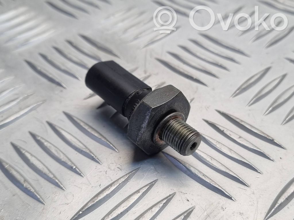 Audi A3 S3 8L Oil pressure sensor 