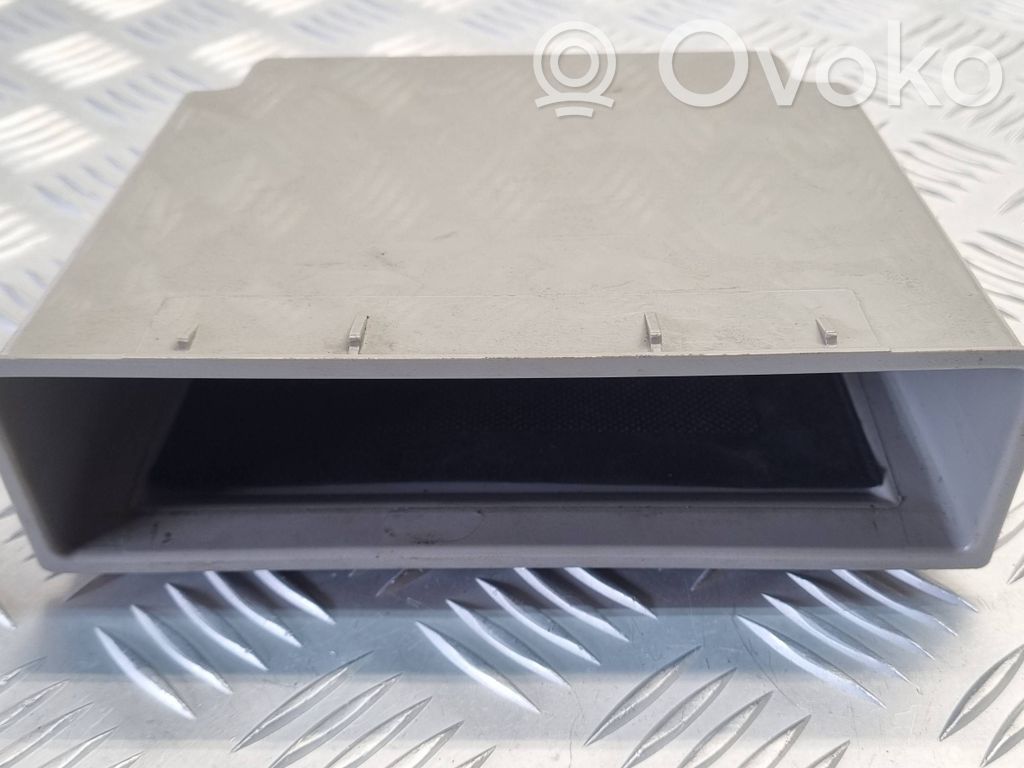 Compartimiento/consola central del panel   BK21V519D20AB