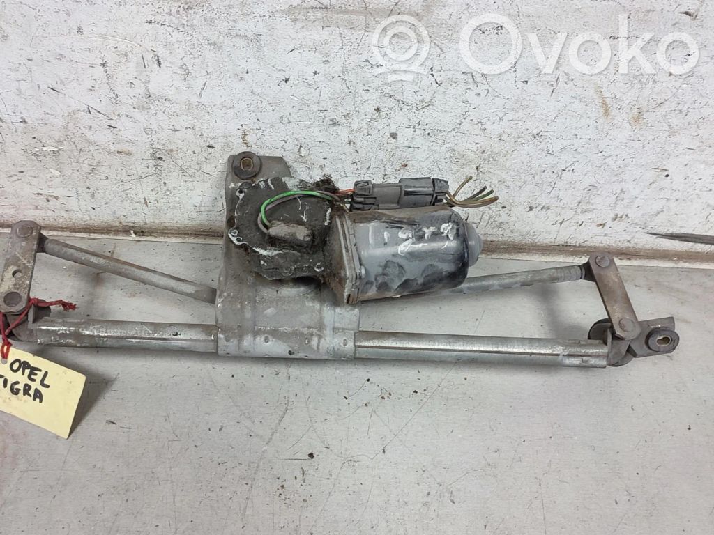 Mechanizm i silniczek wycieraczek szyby przedniej / czołowej   22116327