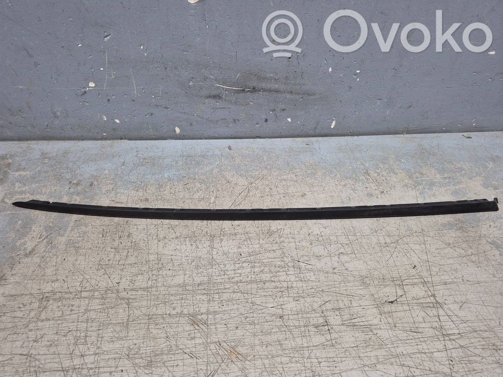 Audi RS Q8 Windshield trim 