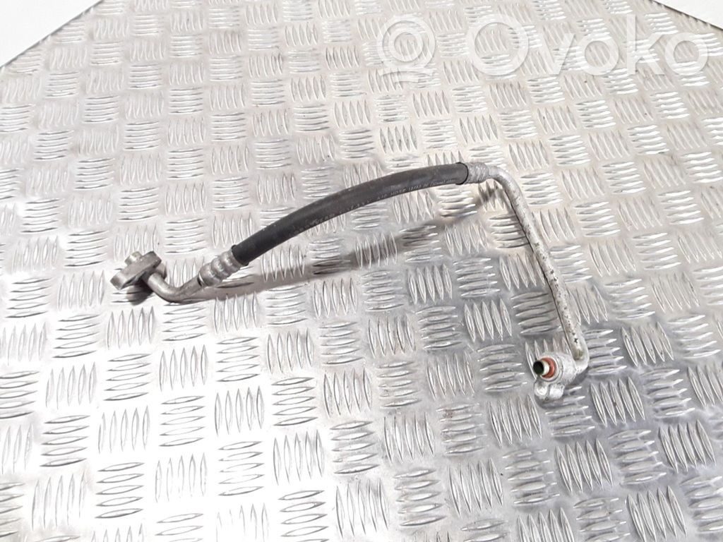 Air conditioning (A/C) pipe/hose